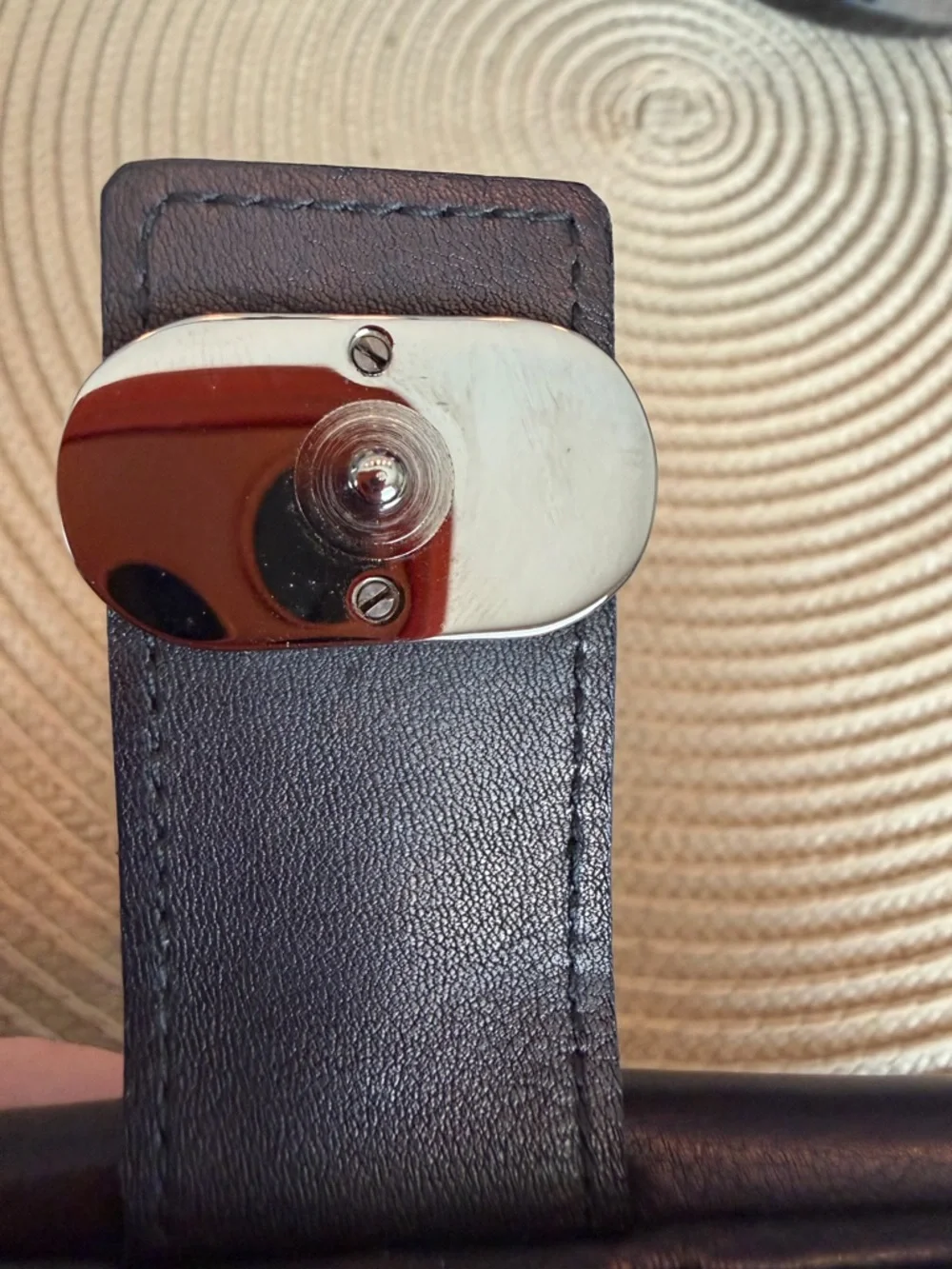 Vintage Gucci Black Leather Bifold Wallet with Snap Back - Picture 12 of 15